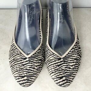 Skechers Flats Women Size 11 Shoes Cleo Knitty Witty Tiger Stripe Knit Loafers